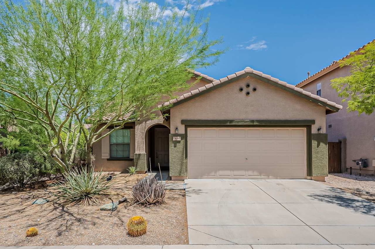 Three Bedrooms in Anthem!