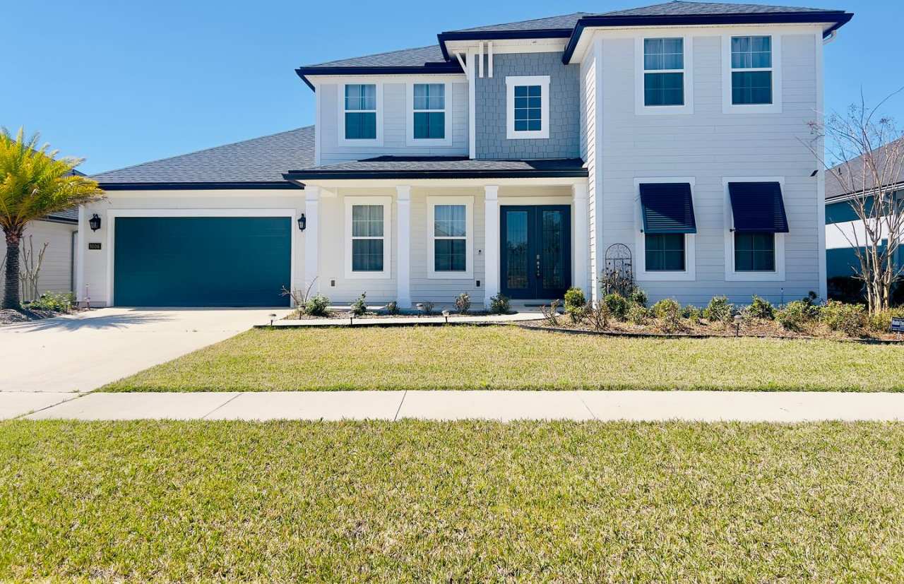 4BR/ 4.5BA Beautiful Home In Eagles Landing **$1000 OFF First Full Month**