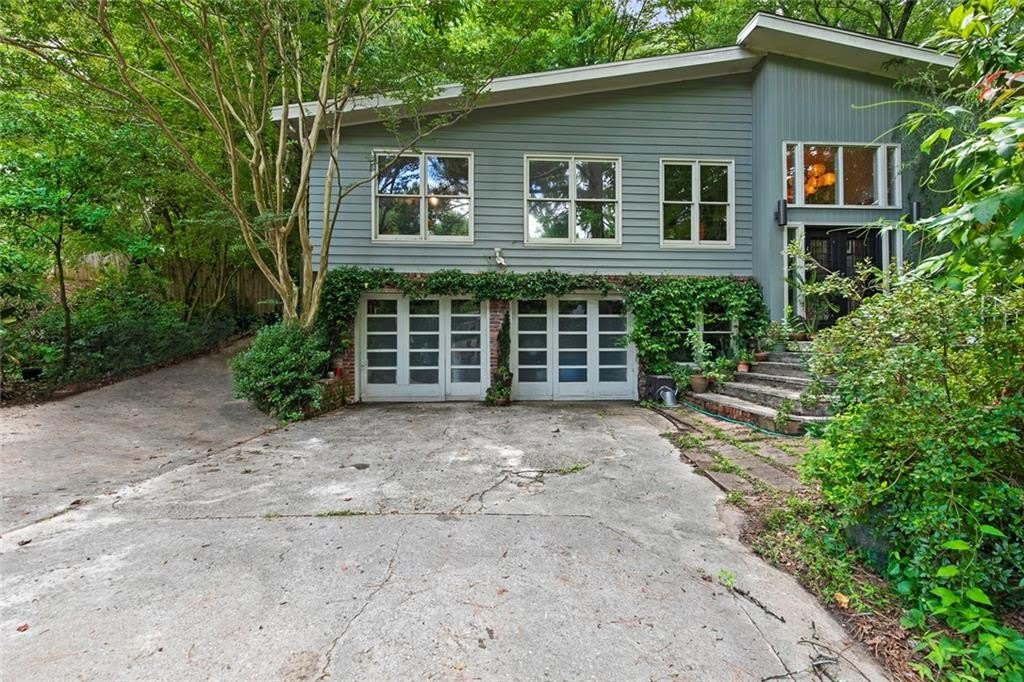 1232 Bernadette Lane NE