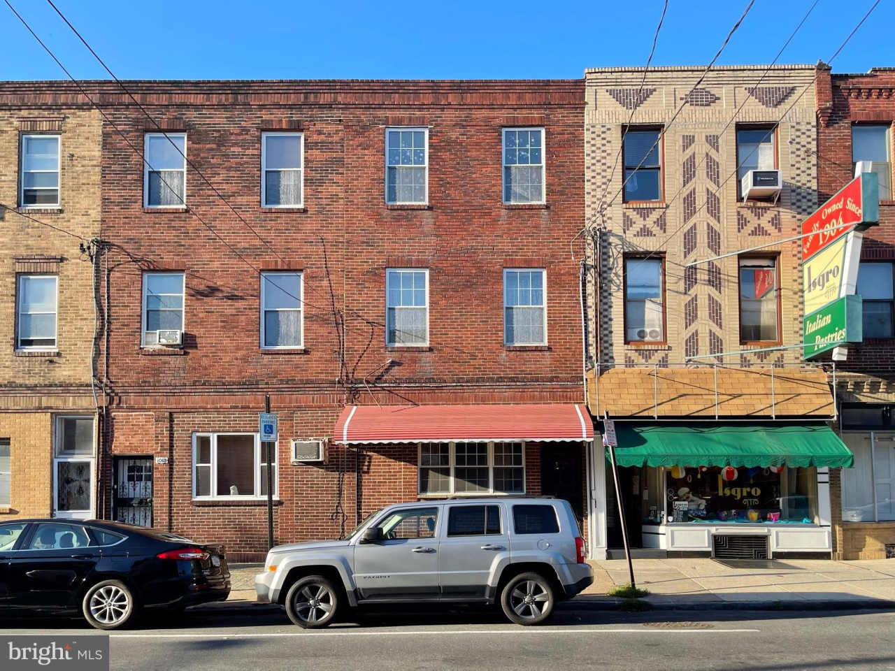 1011 CHRISTIAN STREET