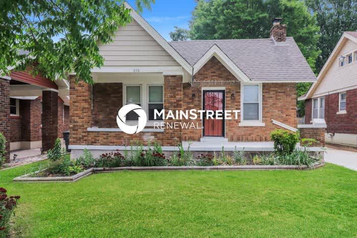 898 North Evergreen Street