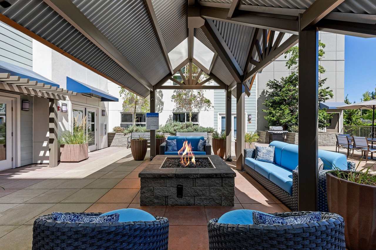 Destinations Lynnwood 61+ Active Adult Apartment Homes