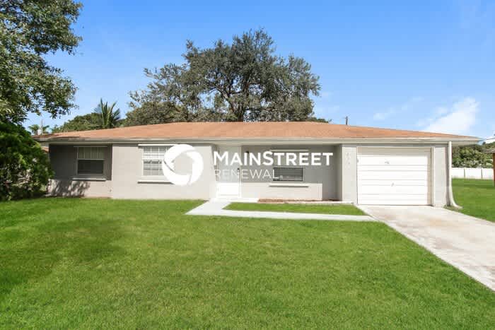 1376 23rd Place Southwest