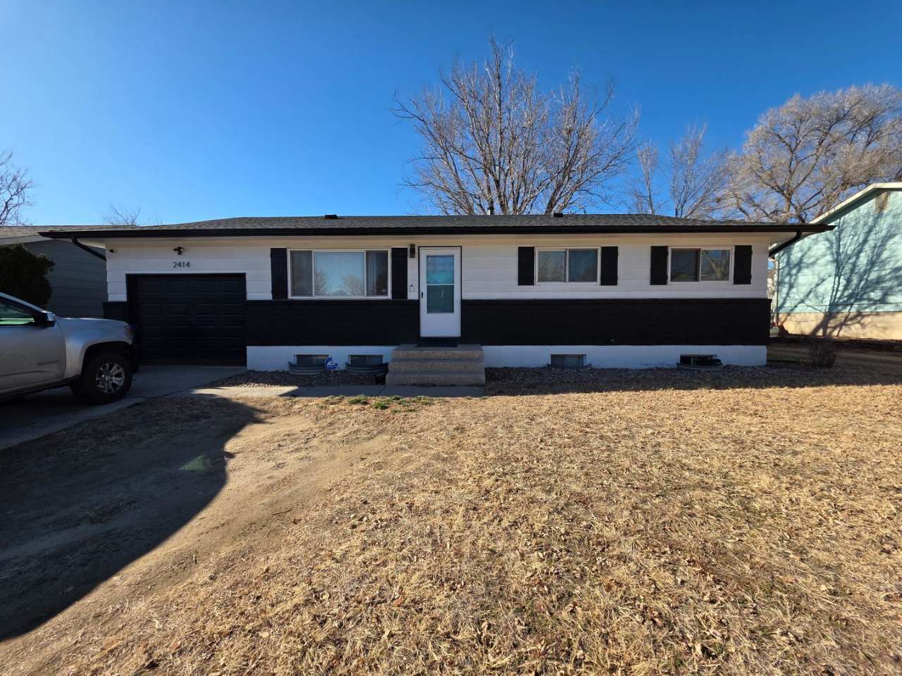 5 Bed 2 bath Home near Fort Carson!!