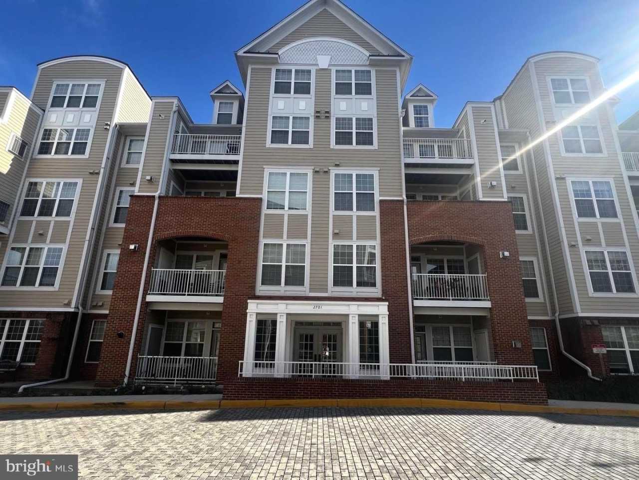 2701 BELLFOREST CT #106