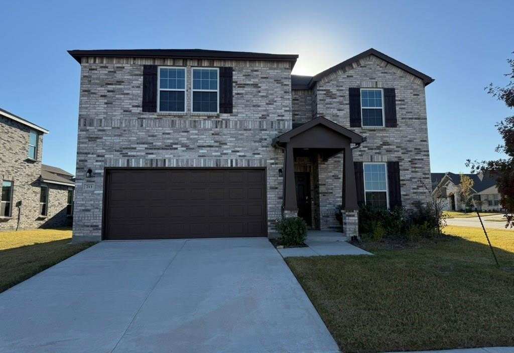 713 Agarita Way