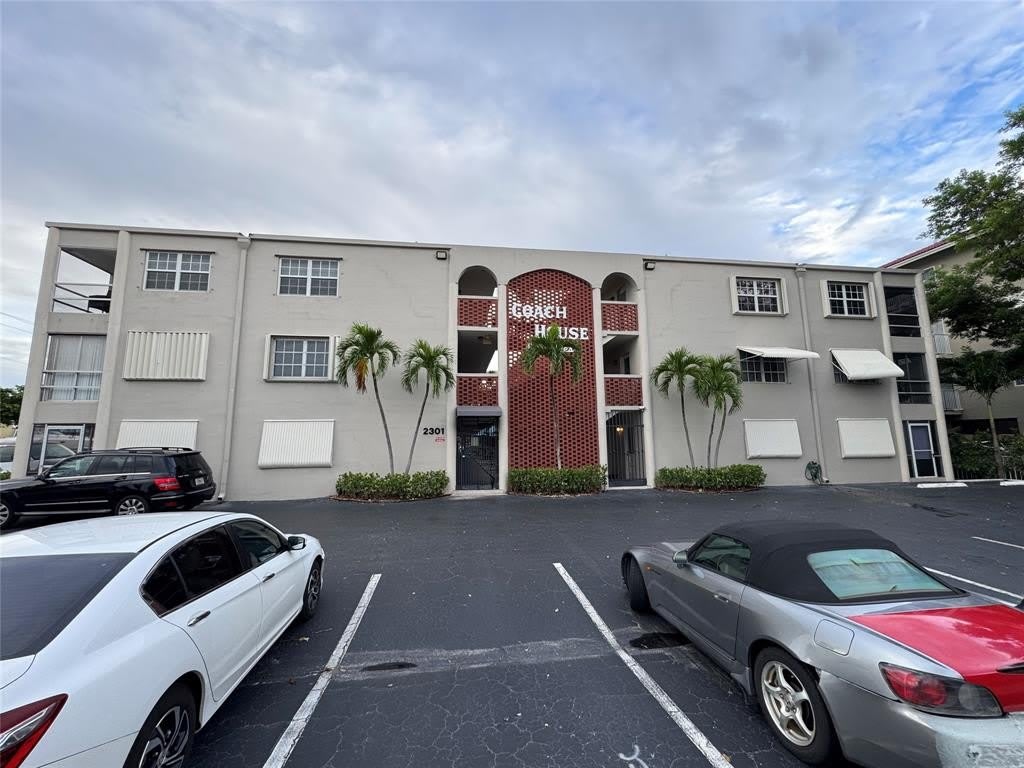 2301 NE 14th Street Causeway