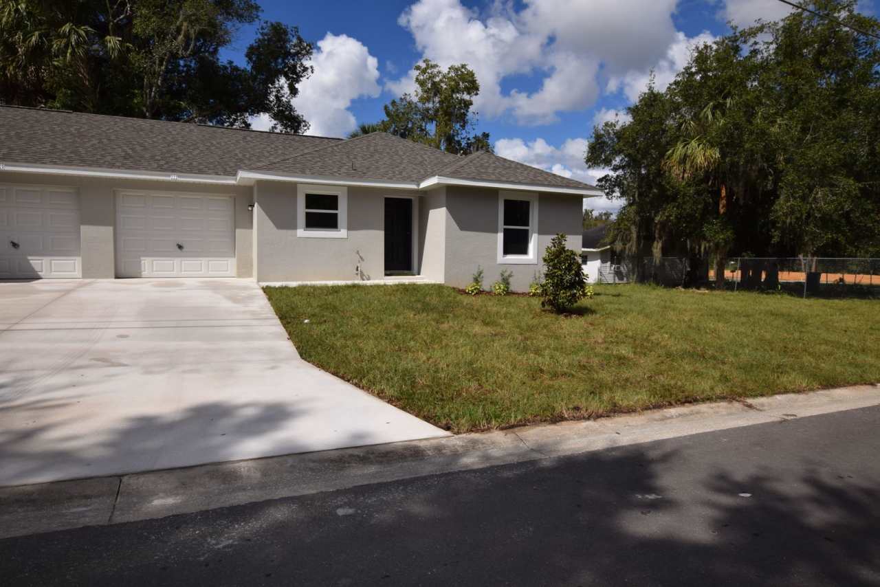 2 Bedroom, 2 Bath Duplex For Rent at 222 N. Danvers St Eustis, Fl. 32726