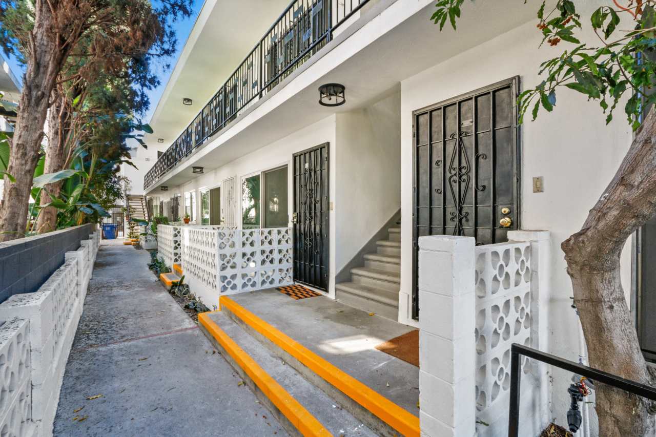 514 N. Hayworth Ave