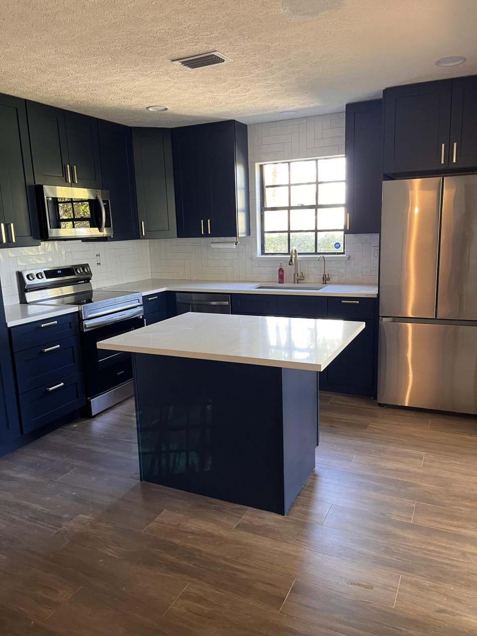 7281 SE Concord Place