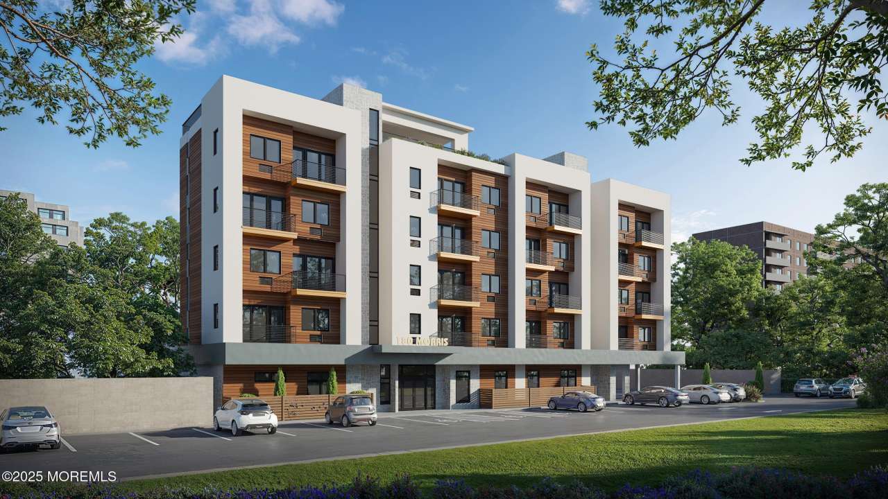 180 Morris Avenue unit: 104