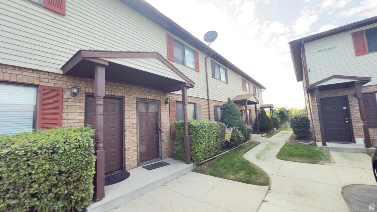 3693 S 1950 W unit: 3