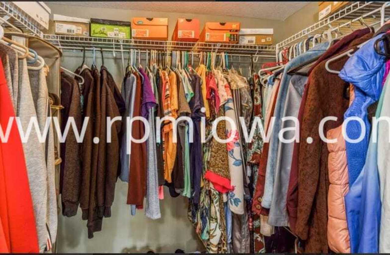 GREAT SOUTH ANKENY LOCATION!! 2 Bedroom, 2 Bath Townhome in Ankney