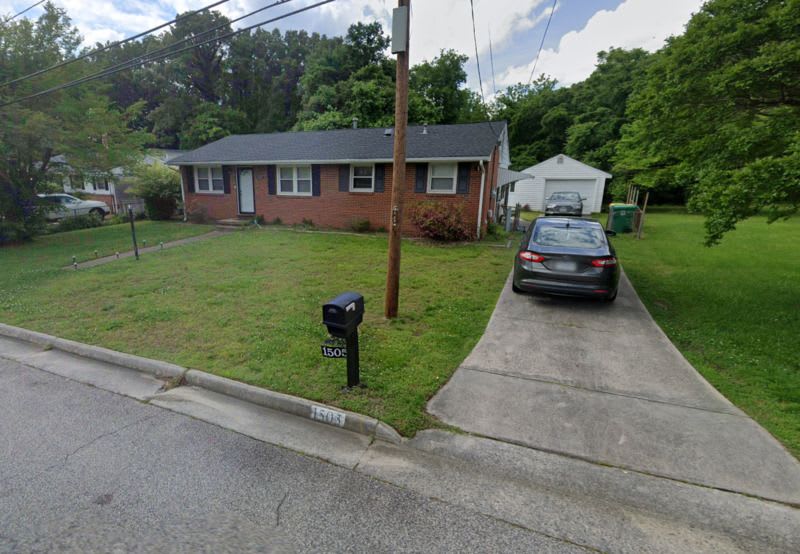 1505 N Halcun Dr