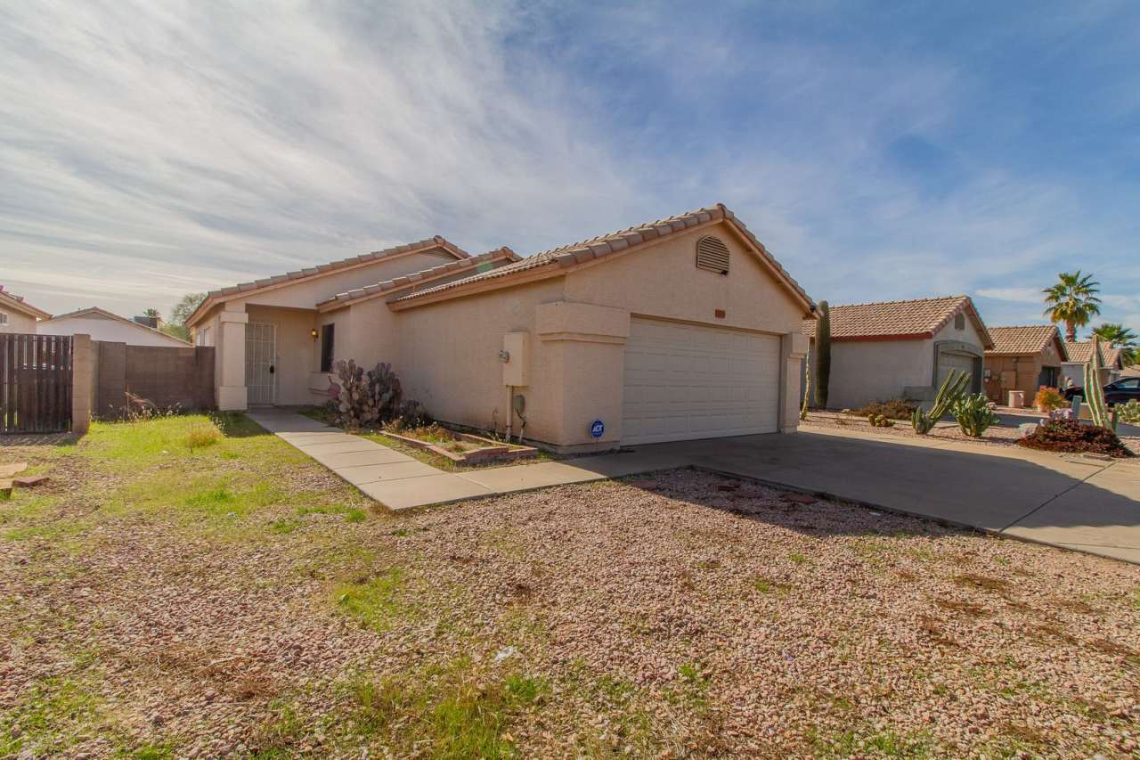 **Charming 3 Bedroom Home in North Phoenix**