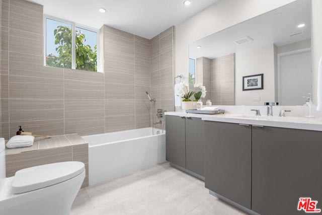 1226 South Bedford Street