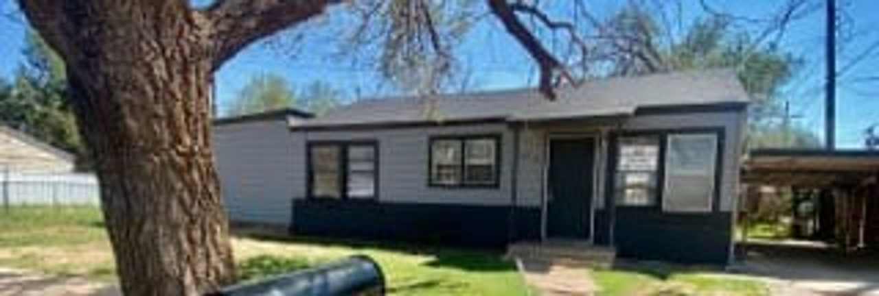 $0 First Month's Rent / $0 Deposit at Move-in