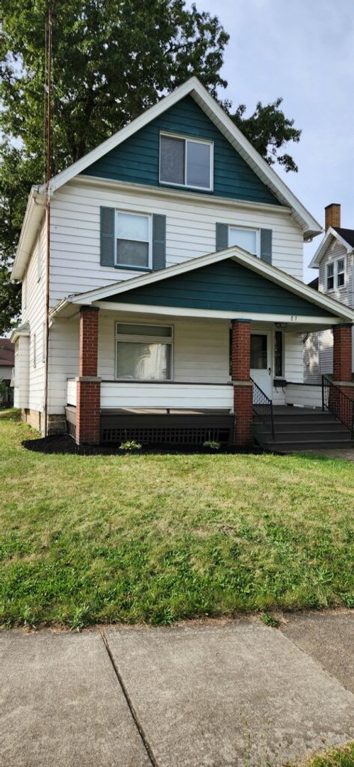89 Crumlin Dr
