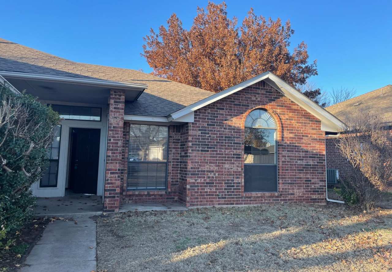 621 Gyrfalcon - Norman 3 Bedroom/2 Bath home