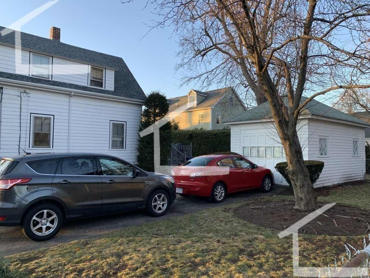 Single family in Newton