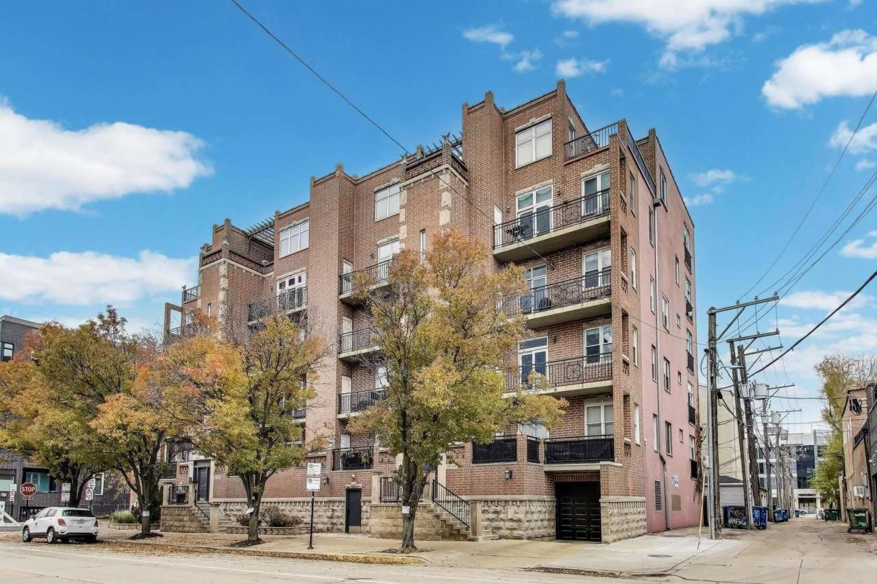 816 W Hubbard Street