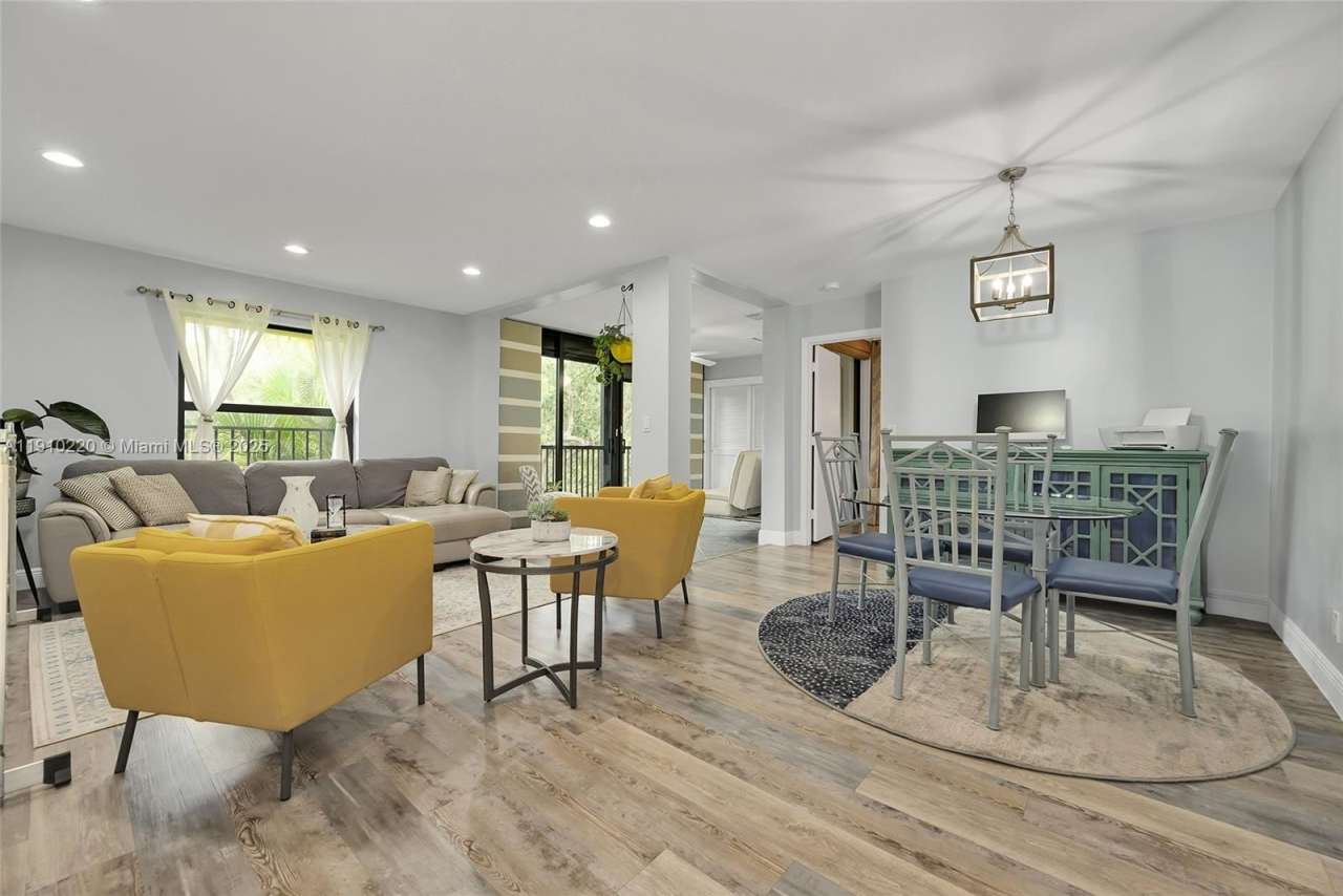 2676 N Carambola Cir N