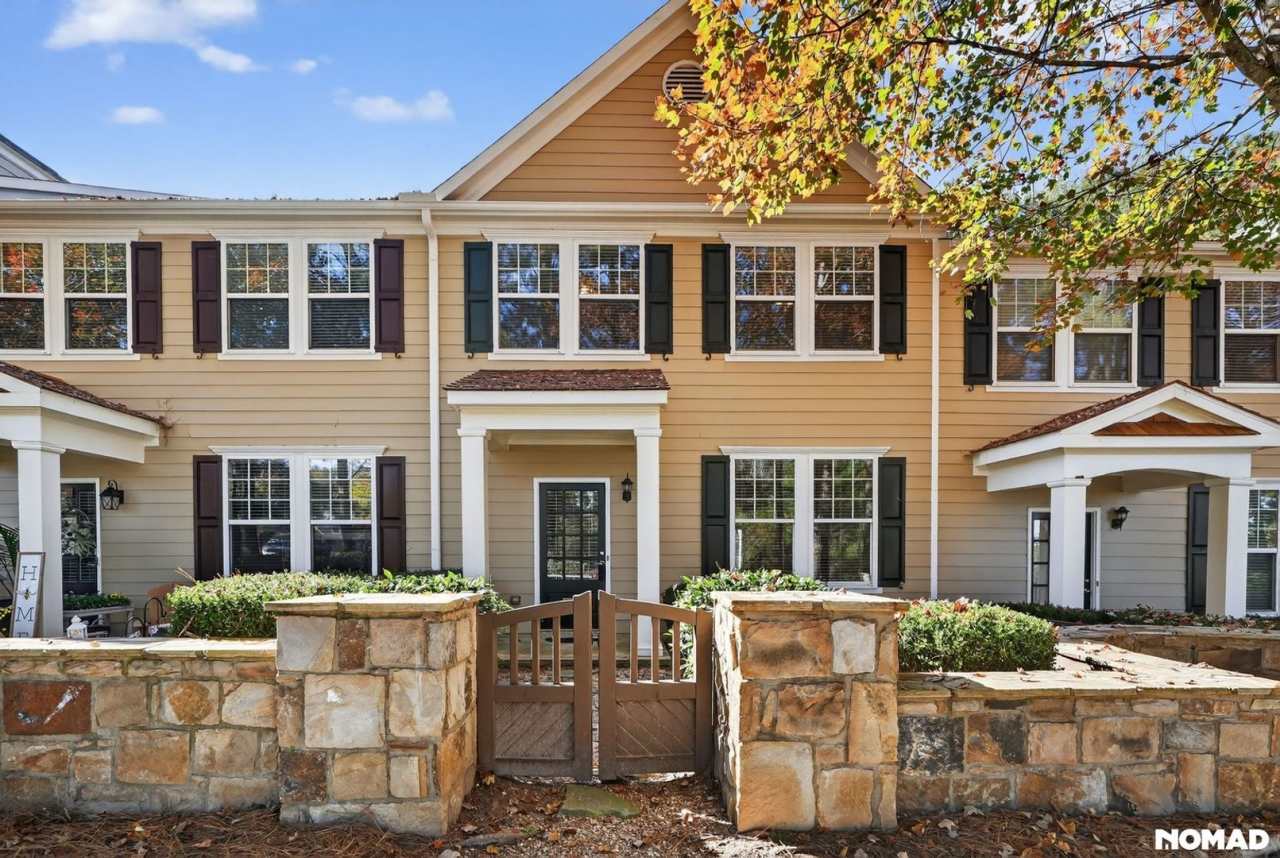 Spacious 3BR Townhome in Canton