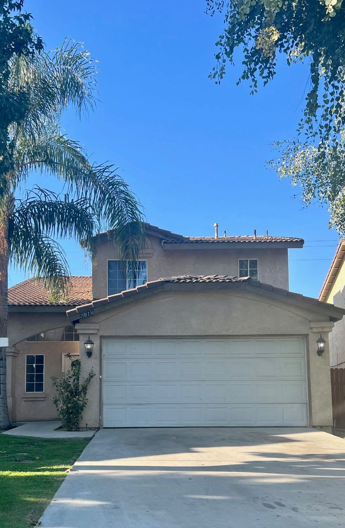 South Bakersfield Home