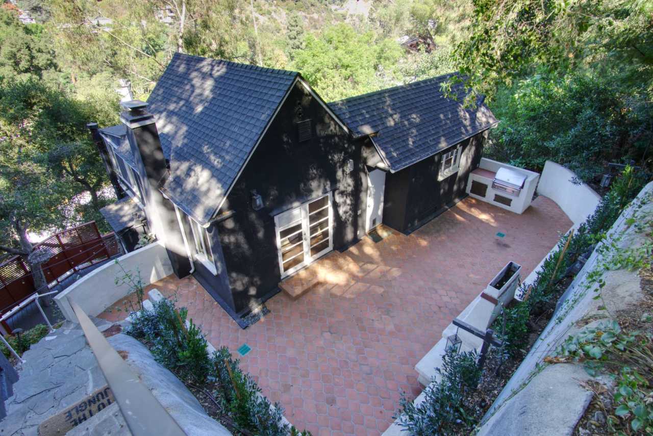Stunning Tranquil 2 bedrooms, 2 baths + Bonus Studio with 1 Bath Home in Laurel Canyon