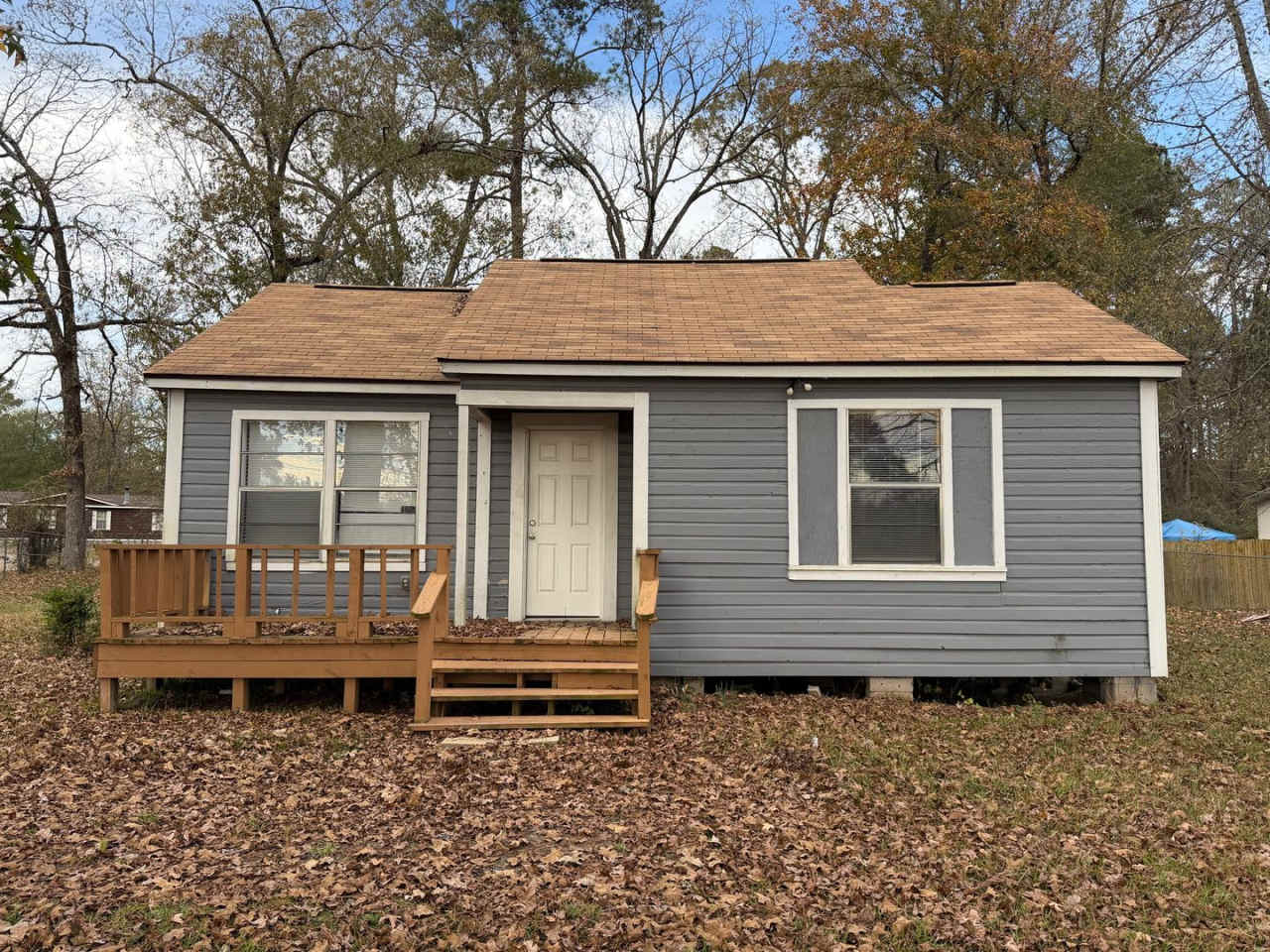 Haughton - 2 Bed 2 Bath - .39 Acre Corner Lot