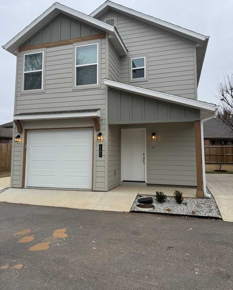 New 2 Bedroom In Centerton!