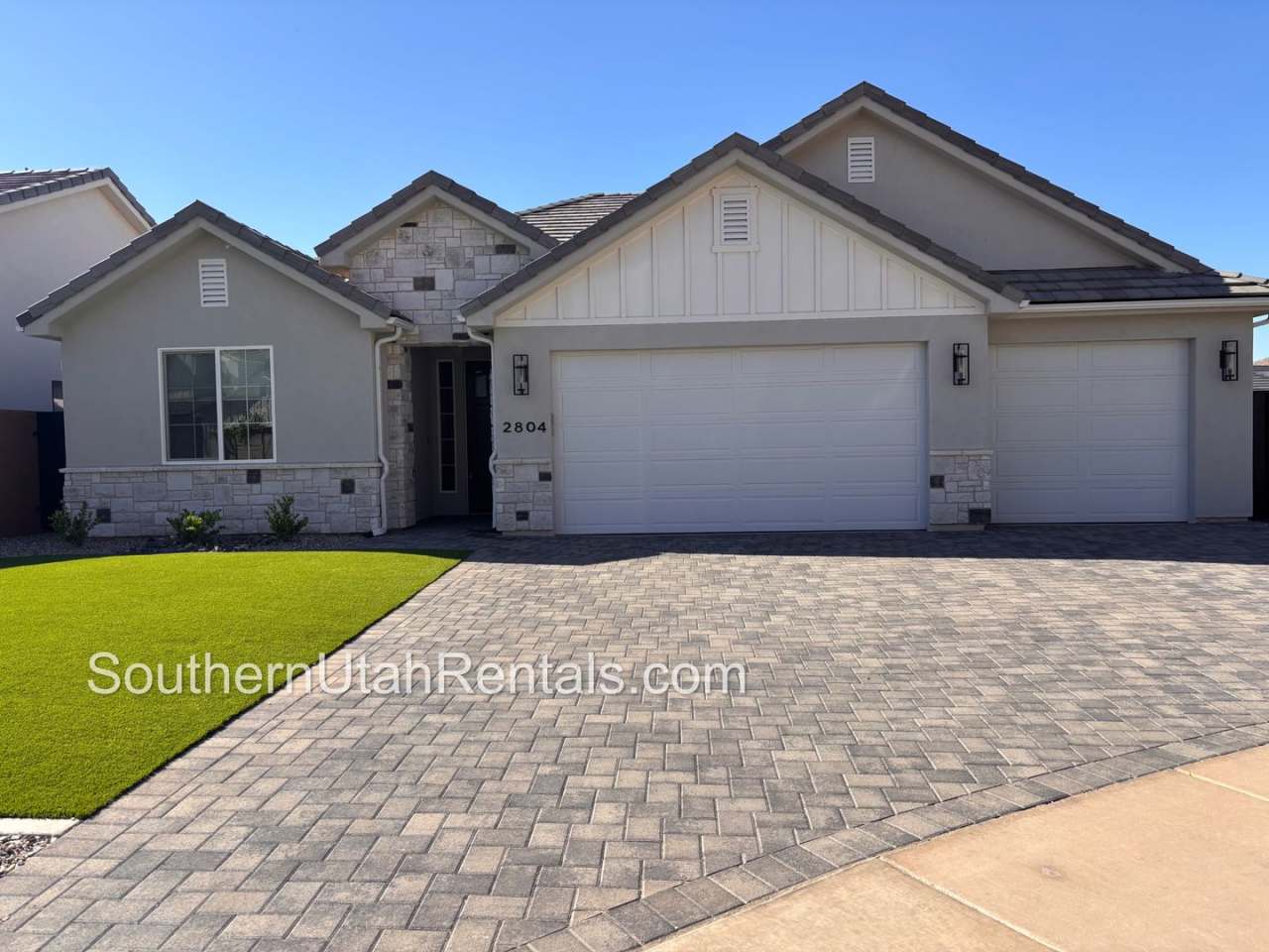 Beautiful 4 bed | 3 Bath | 3 Car Garage off Washington Dam Rd with Hot Tub