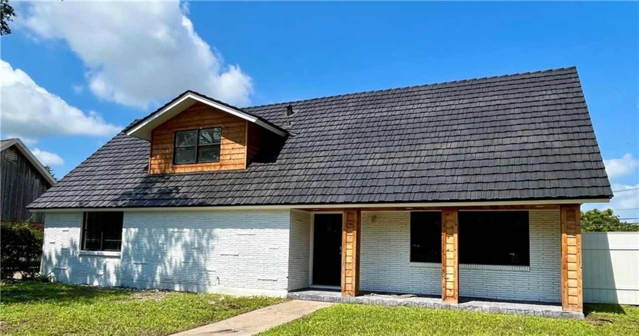 New Rental!!Vintage home with modern style