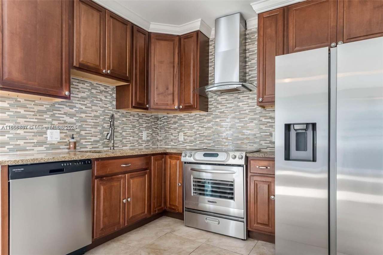 1695 SW 11th Street 203, Miami, FL 33135