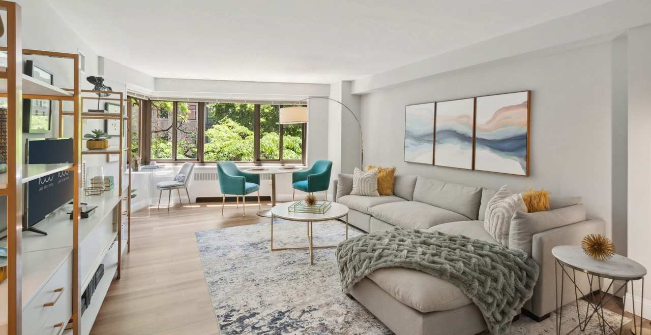 1350 Lake Shore Drive