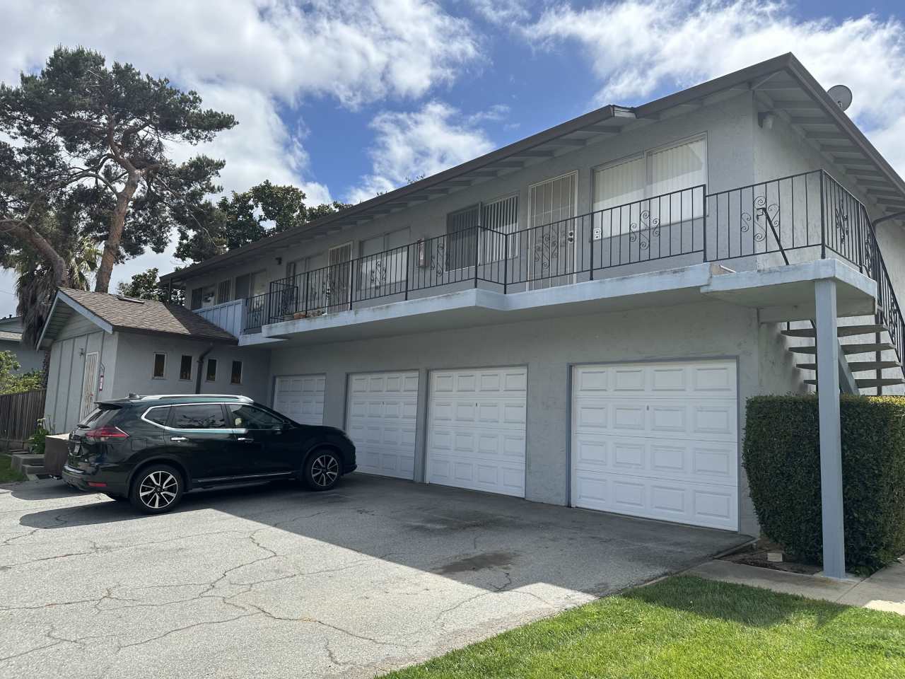 1410 Ontario Lane, B