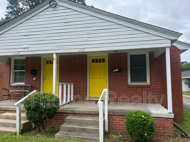 1131 Nashville Rd