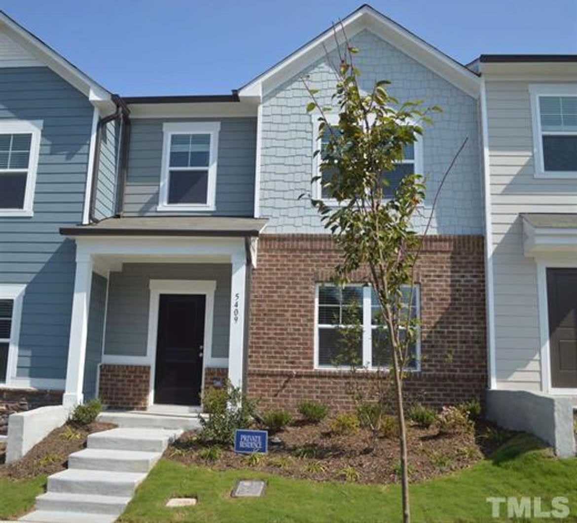 Room in 3 Bedroom Townhome at Talley St