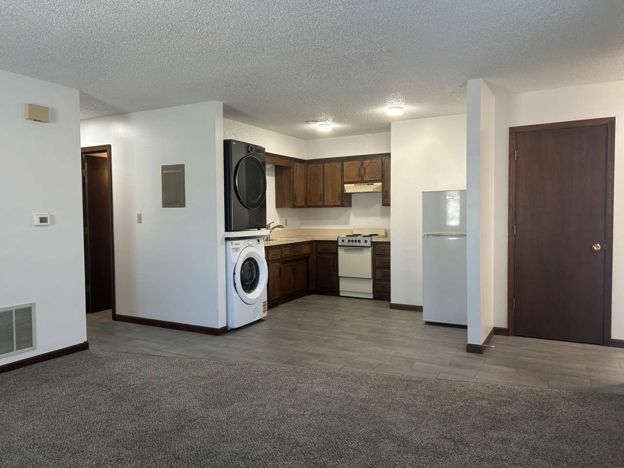 517 Minnesota Street - D