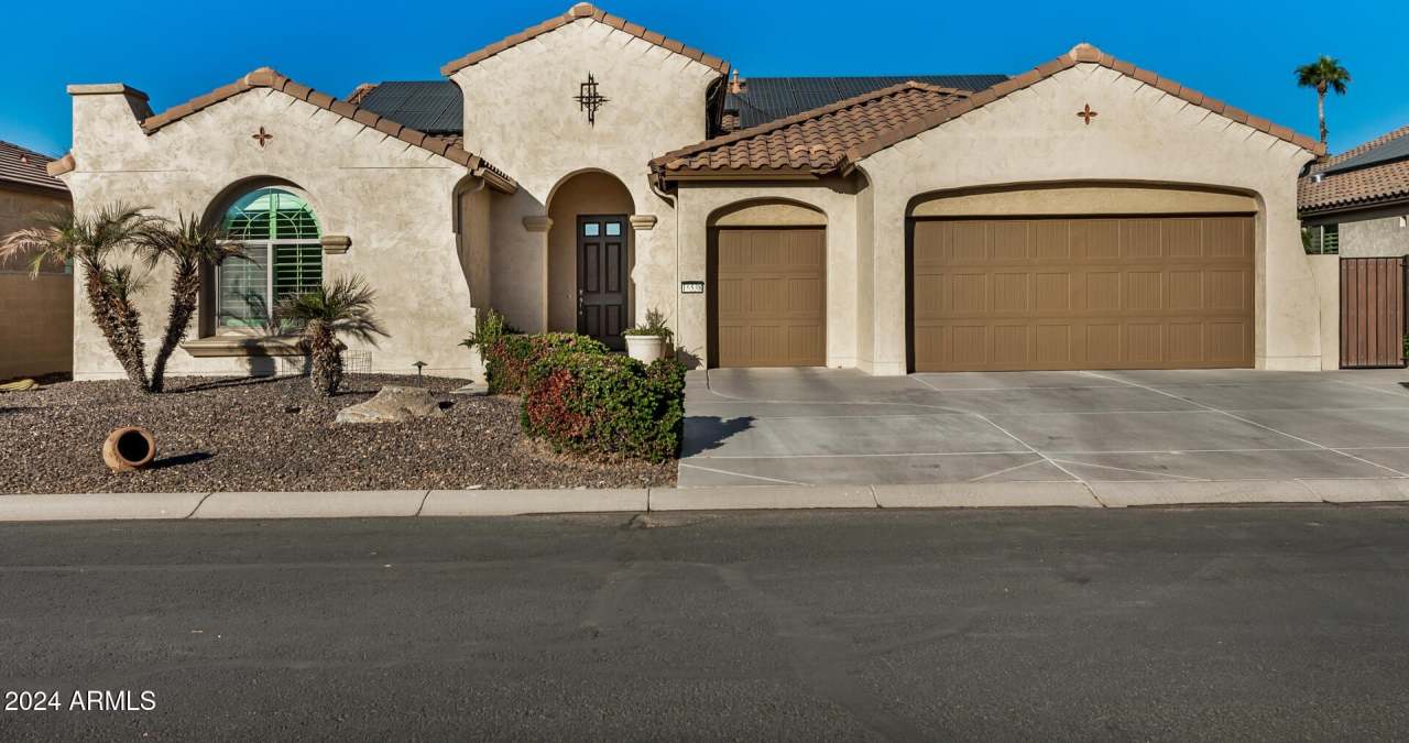 16538 W BERKELEY Road