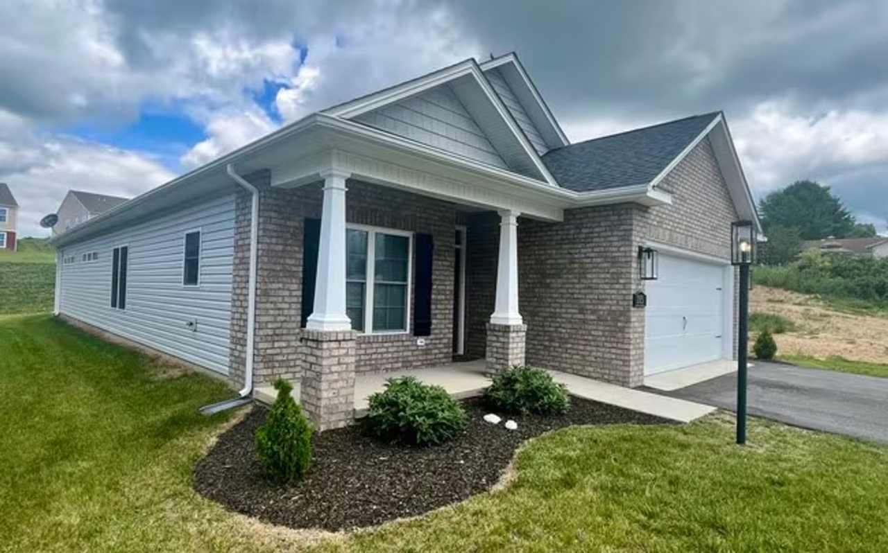 Single-level Living In Desirable Christiansburg Location