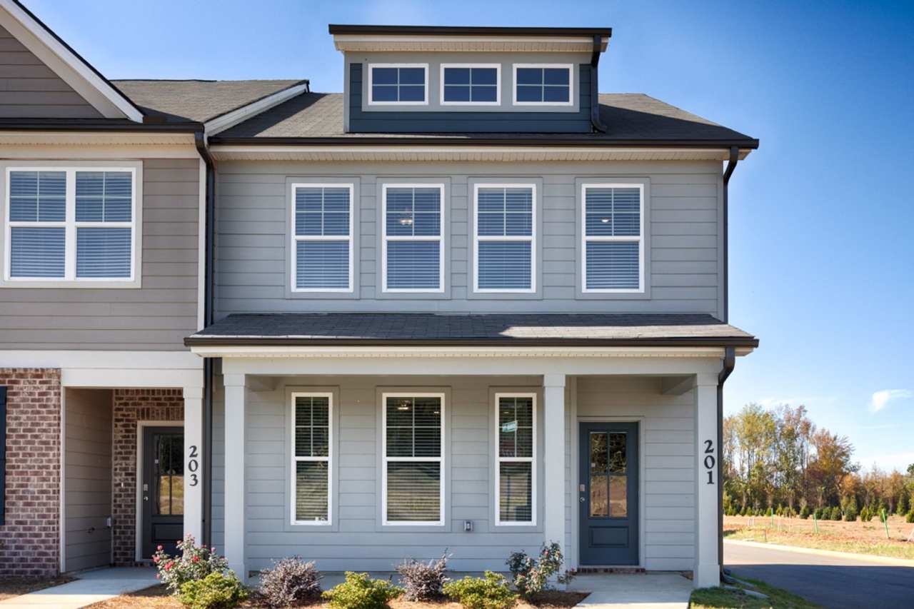 BRAND NEW 3 Bed 2.5 bathroom townhomes in Madison!
