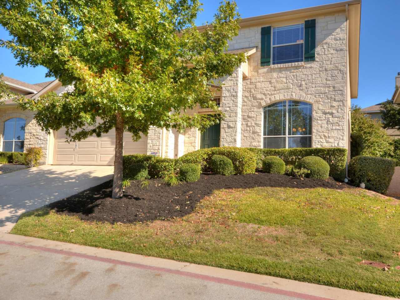 Stylish 3-Bedroom, 2.5-Bath Home in Prime Lakeway Location