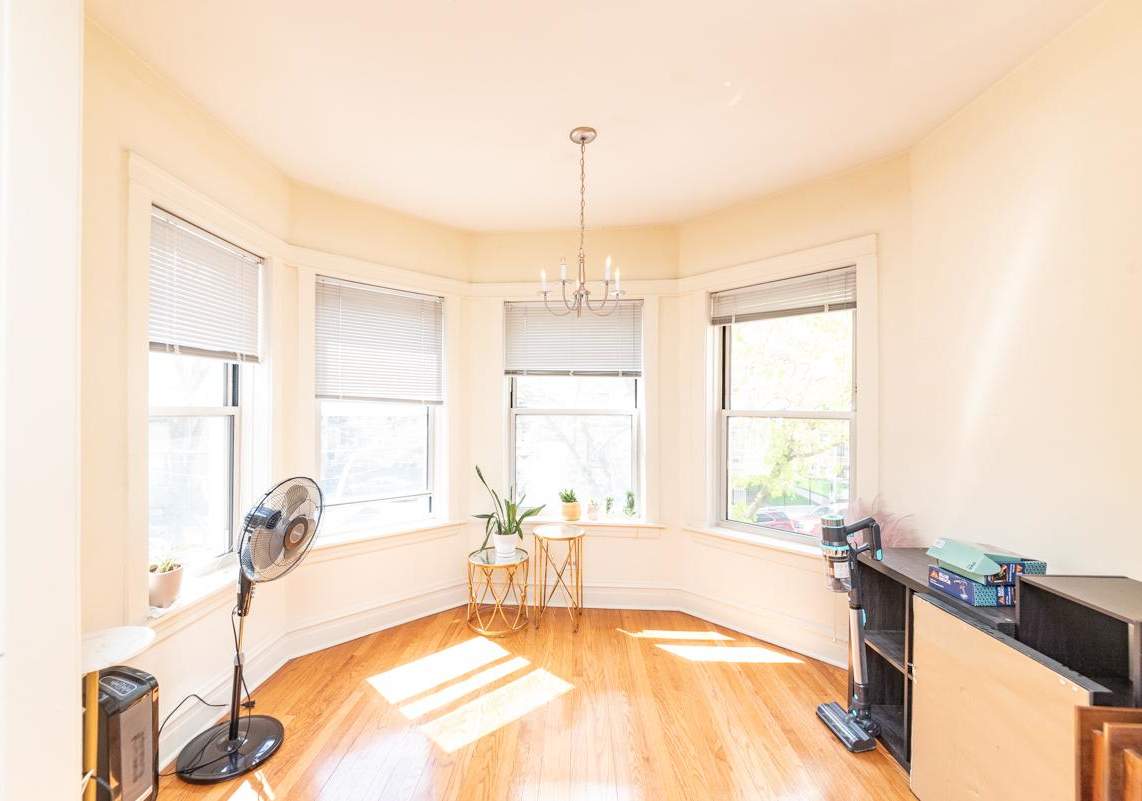 3415 North Elaine Place