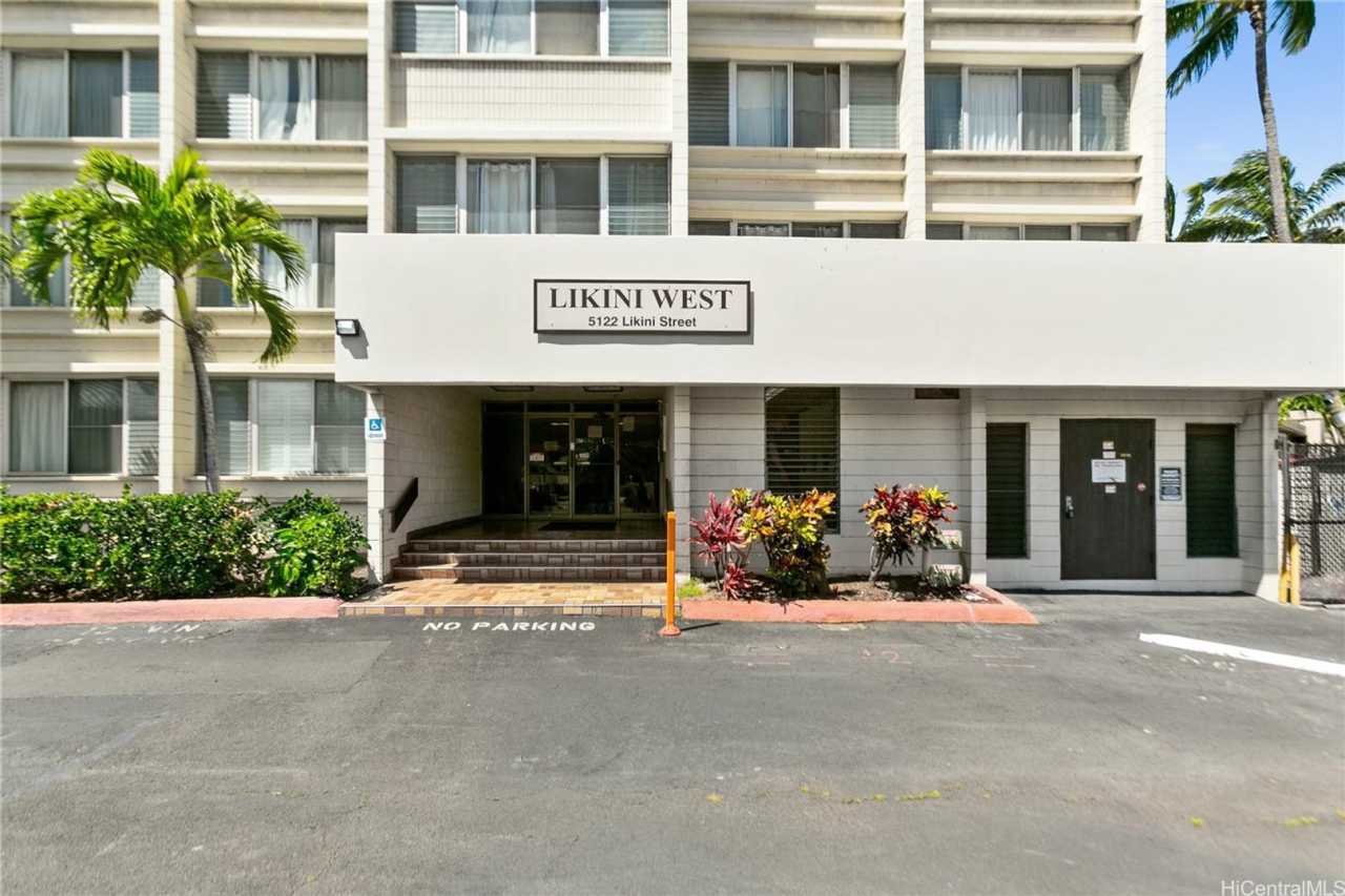 Ground Floor Unit in Likini West Available Now- With All Utilities Included!!