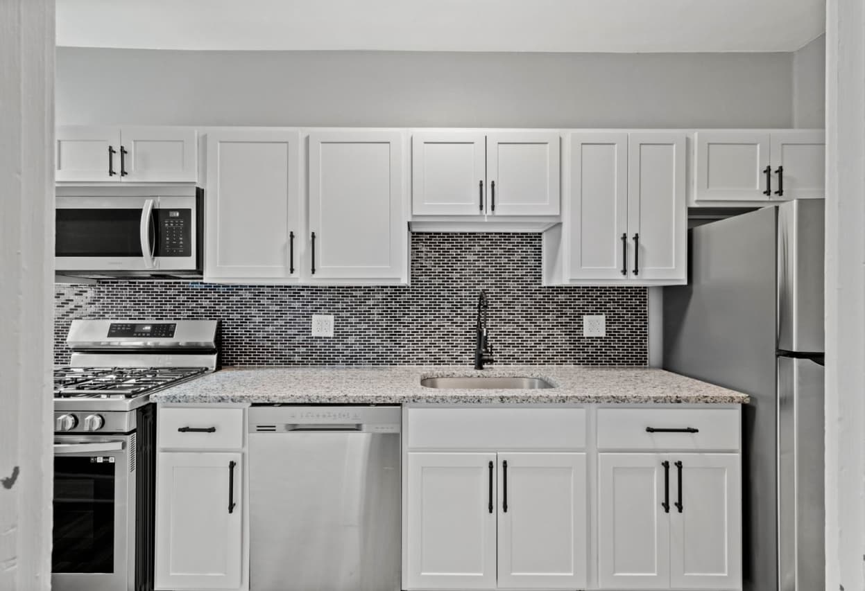 Stunning 3 bedroom home in Homestead available August 1st!