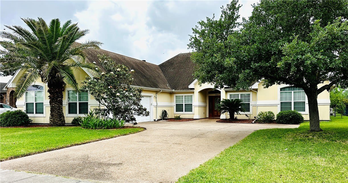 5822 Beauvais Drive