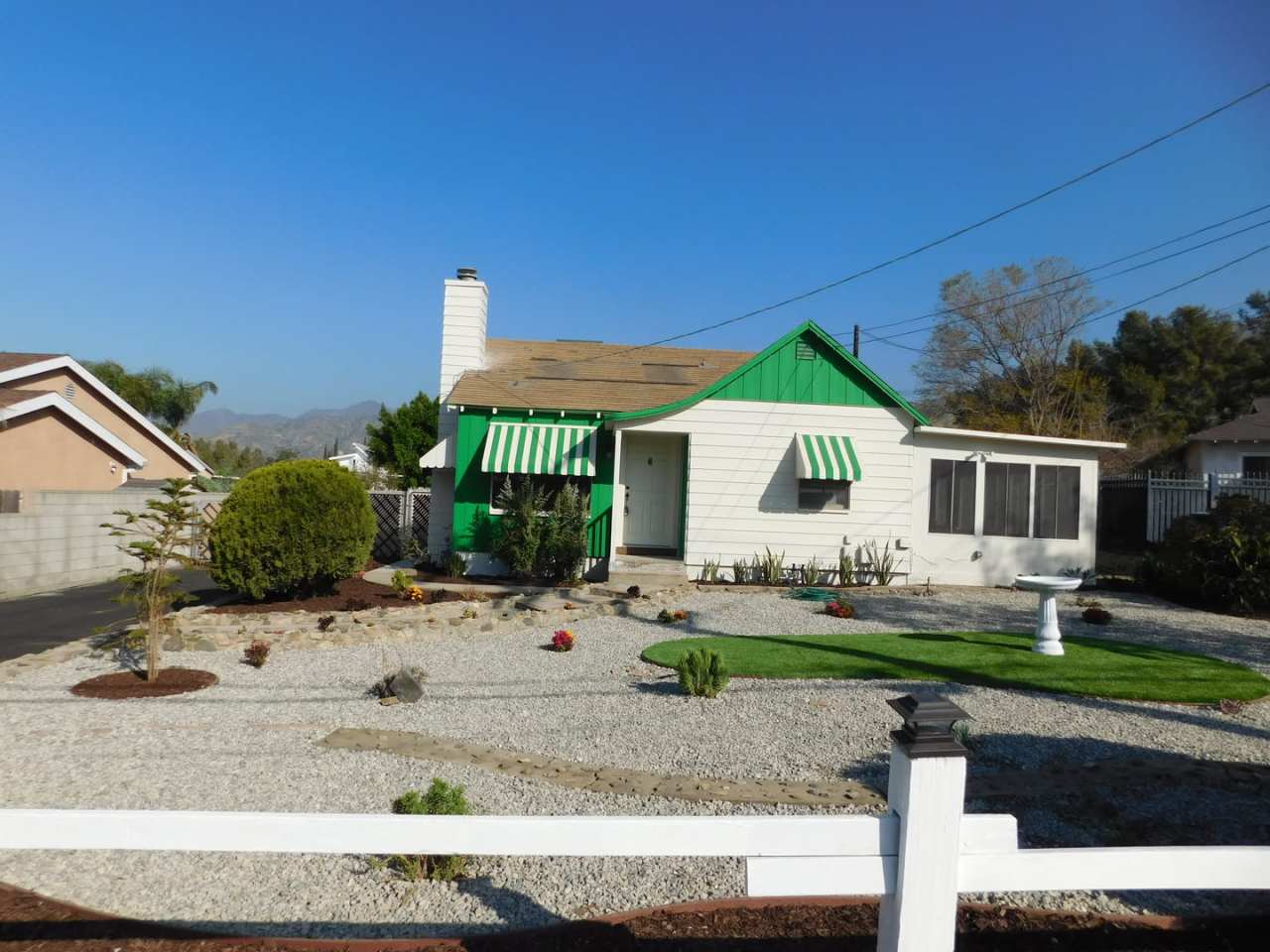 Farmhouse Style 2BD/1BA House For Rent in Sylmar