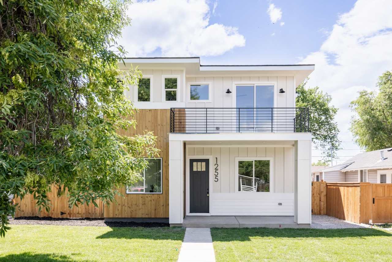 LUX 4BD, 3BA Home with 2-Car Garage and Backyard