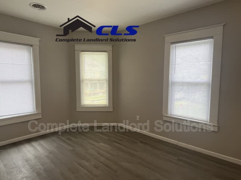 700 South 8th Street - 2